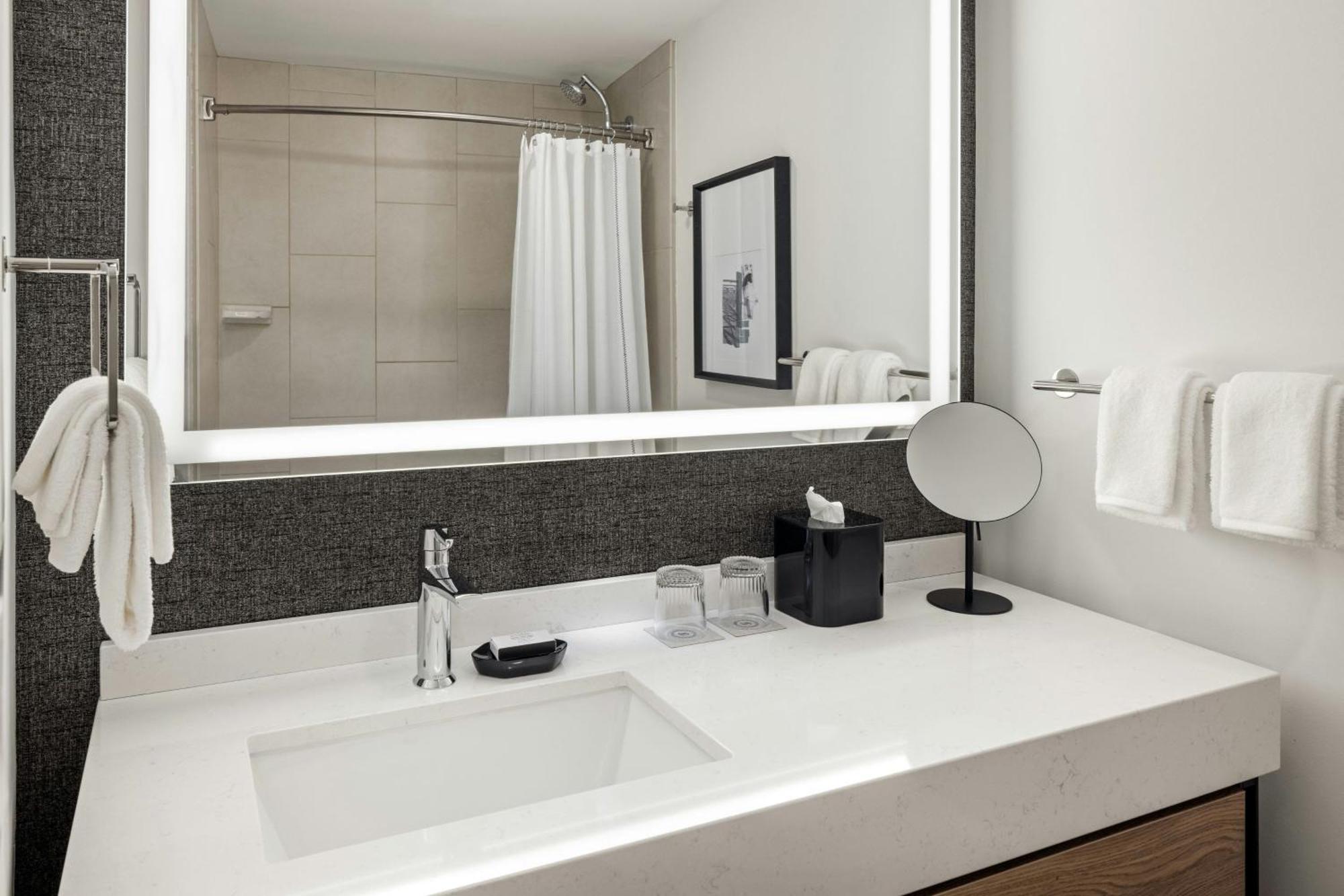 Sheraton Minneapolis Downtown Convention Center מראה חיצוני תמונה
